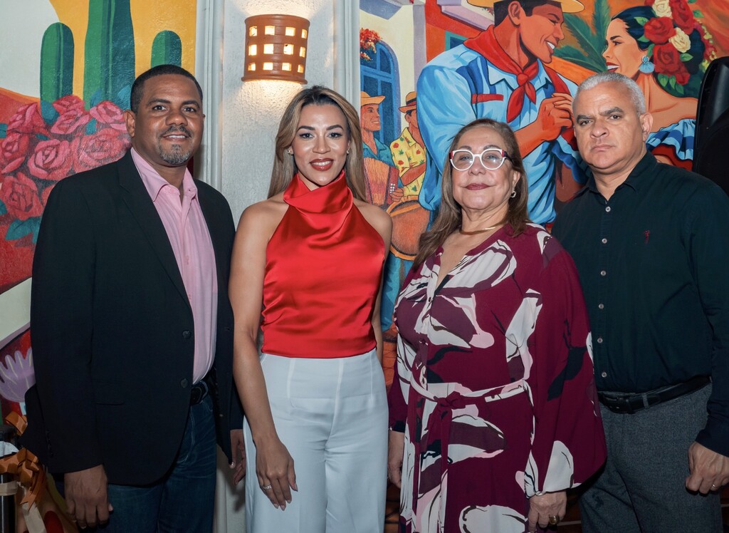 Antonio-Gomez-Eranny-Vidal-Rosa-Santos-y-Juan-Madera.