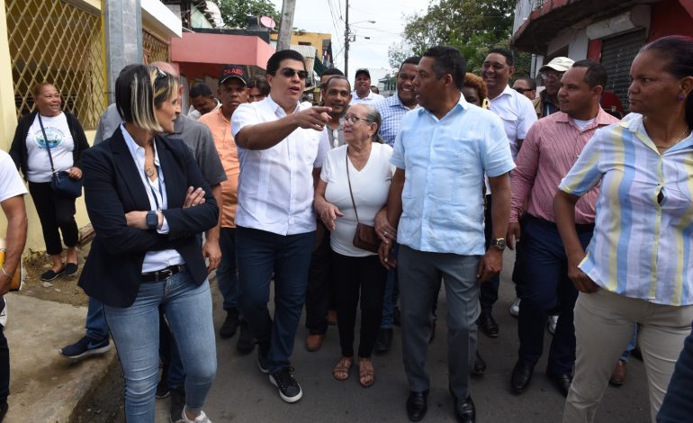 Director de la CAASD Fellito Suberví supervisó la culminación de obras reclamadas por décadas por moradores de Santo Domingo Norte
